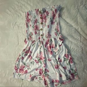 Would fit S,M,L, white, never worn